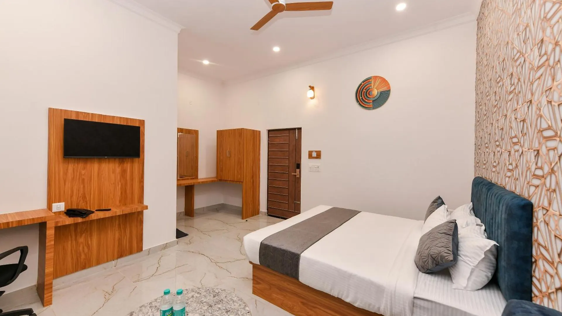 Hotel Shine International Maisúr