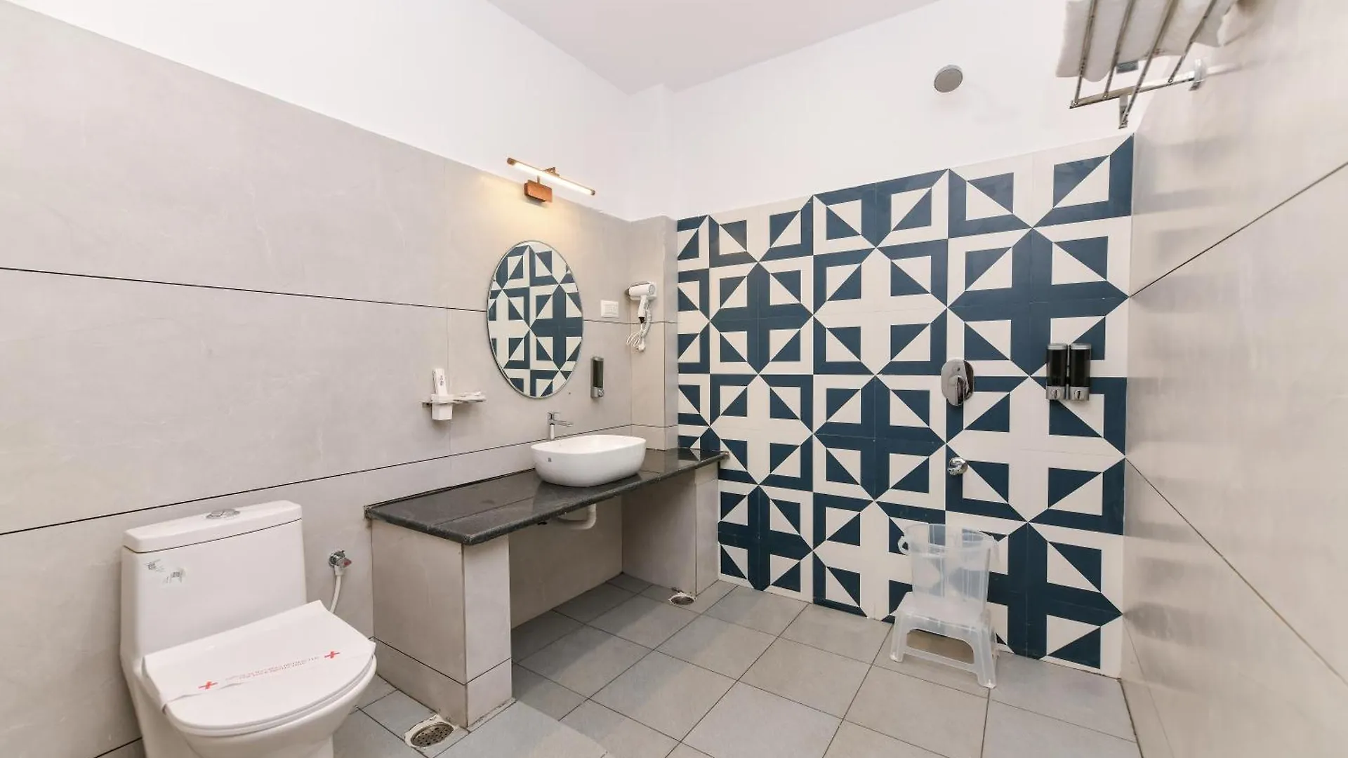 Hotel Shine International Maisúr