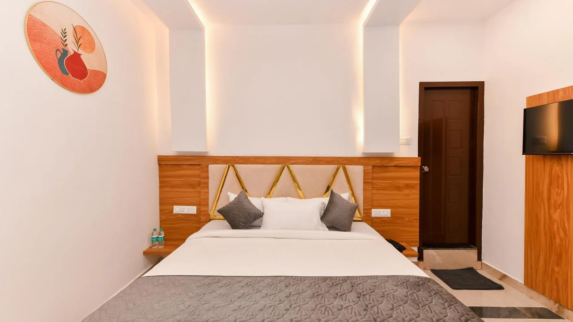 Hotel Shine International Maisúr