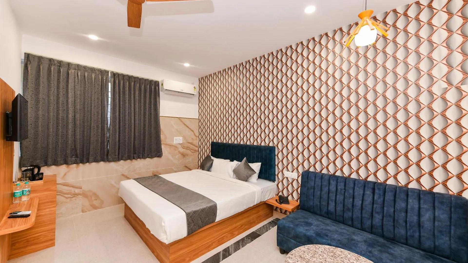 Hotel Shine International Maisúr