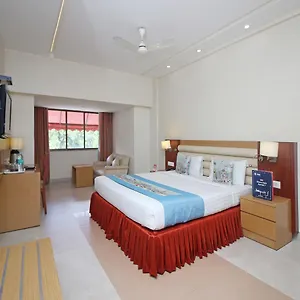 Mb International Palace Side Hotel