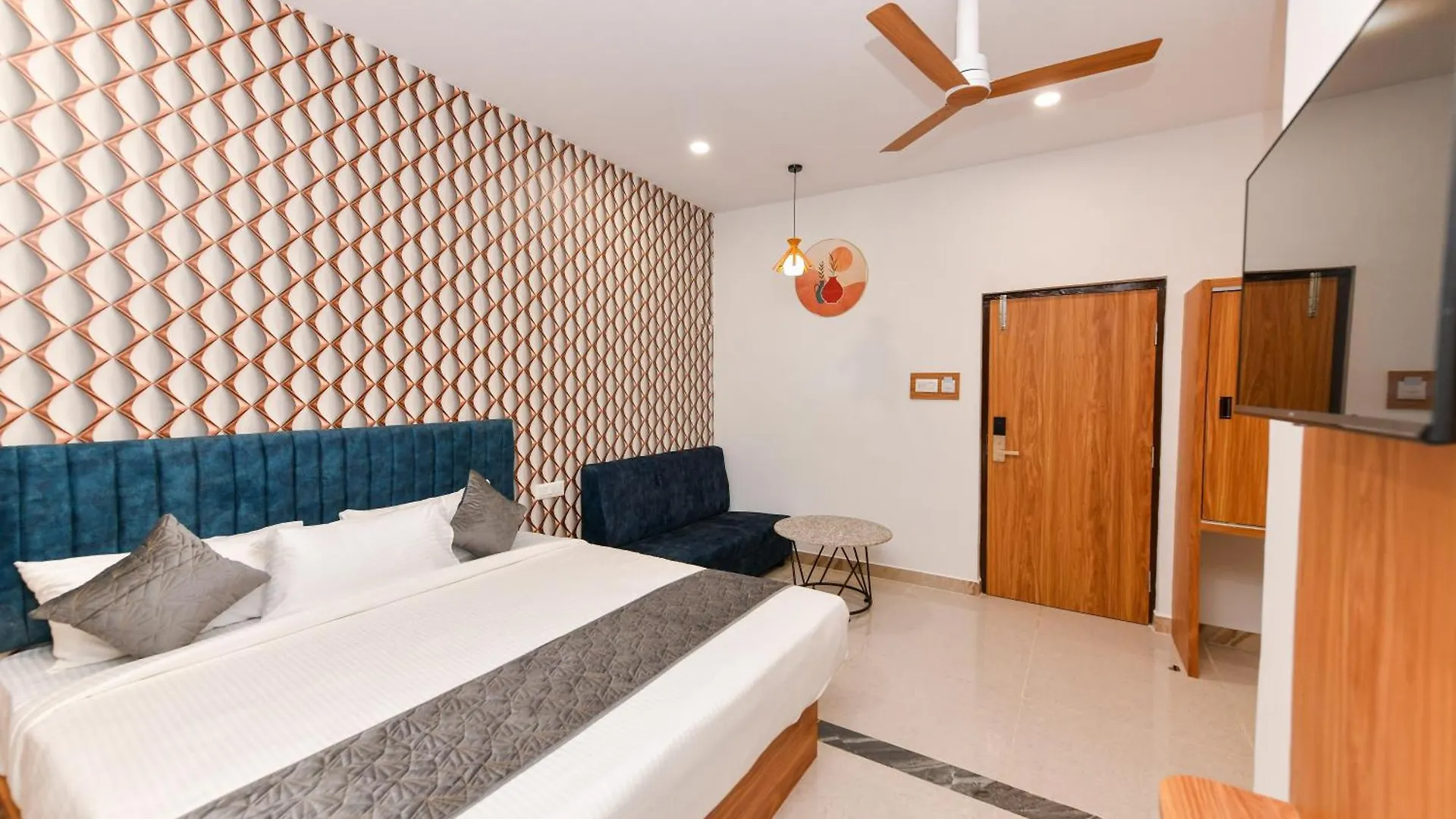 Hotel Shine International Mysore