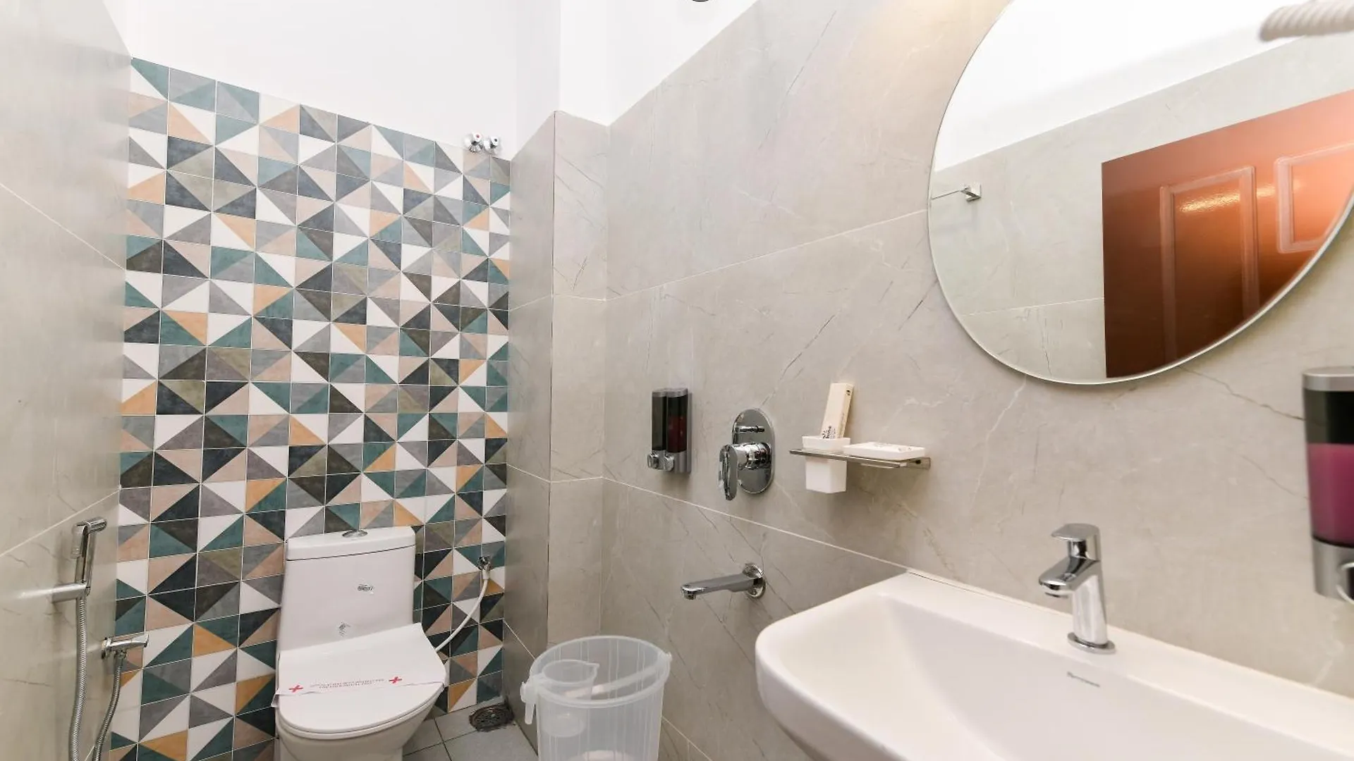 Hotel Shine International Mysore
