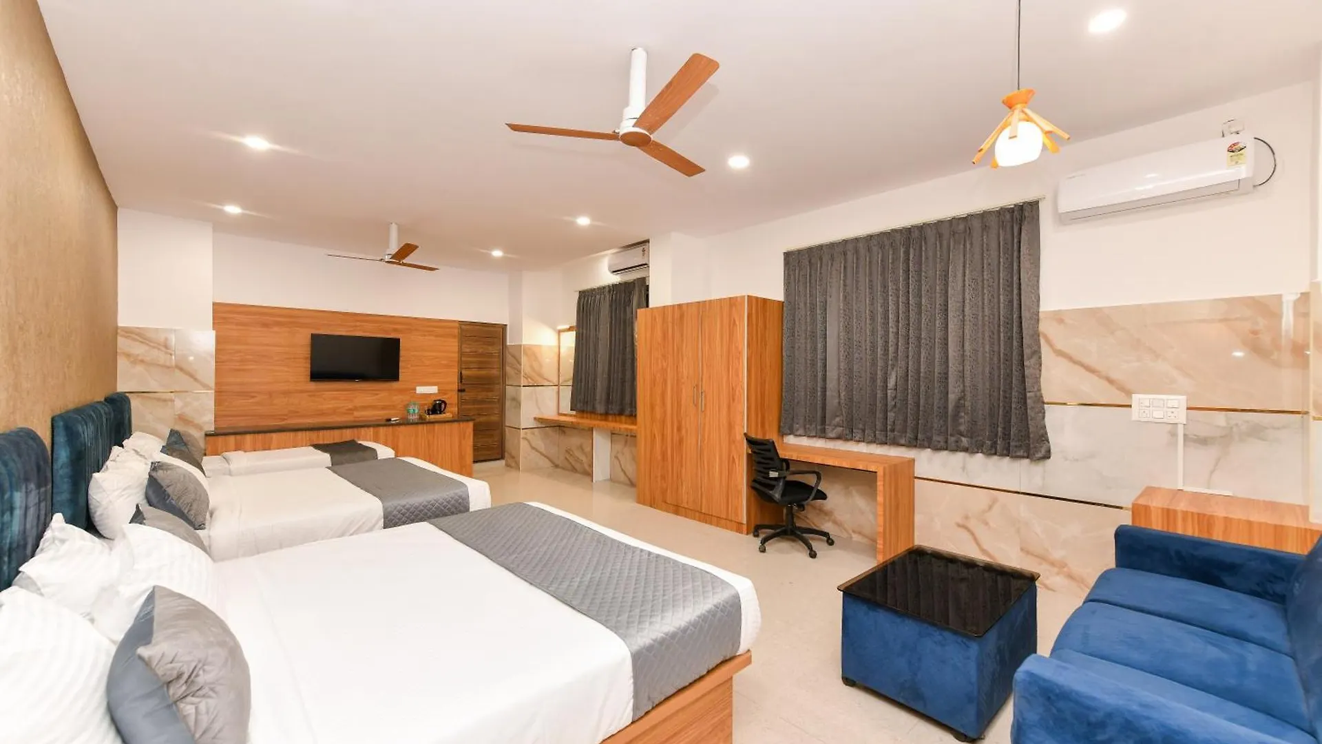 Hotel Shine International Mysore
